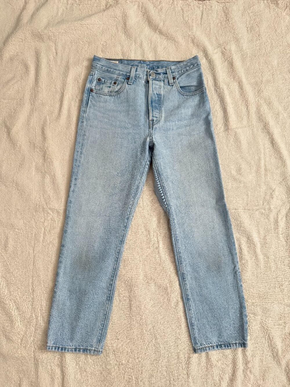 Levi's 501 Crop Denim Jeans Light Wash Size 25x26